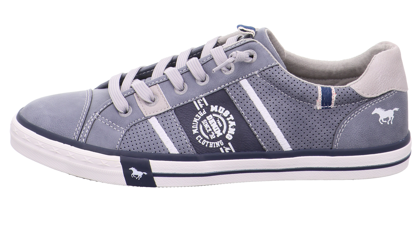 Mustang Sneaker hell-blau Bild1
